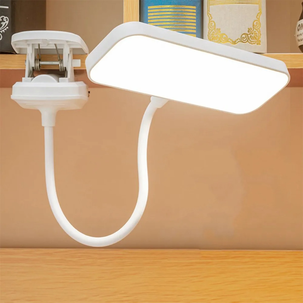360 °   Lampada da tavolo da s - Book Light Flexible recensione e prezzo