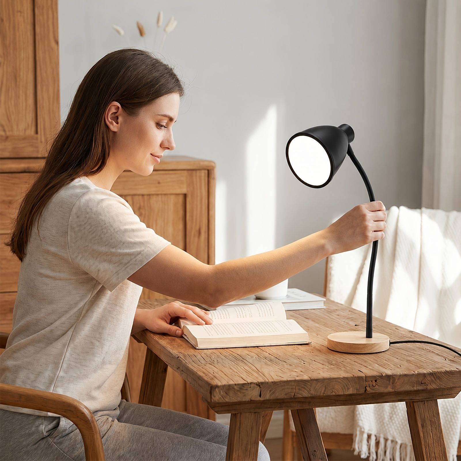 Lampada da Scrivania ad Alto C - Book Light Flexible recensione e prezzo